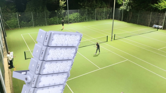 NHÀ PHÂN PHỐI ĐÈN PHA LED 250W CHO SÂN TENNIS TẠI NINH BÌNH