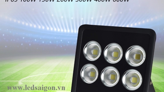 ĐÈN PHA LED 300W CHIẾU SÁNG SÂN BÓNG ĐÁ MINI CAO CẤP