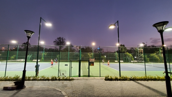 LẮP ĐẶT ĐÈN LED CHO SÂN TENNIS THẾ NÀO LÀ HIỆU QUẢ NHẤT