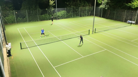 HỆ THỐNG ĐÈN PHA LED CHO SÂN TENNIS