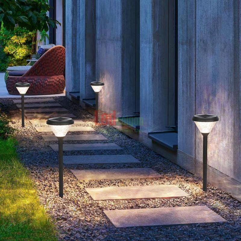 Nếu bạn đang tìm kiếm một giải pháp thân thiện với môi trường để chiếu sáng cho sân vườn của gia đình, hãy thử đèn sân vườn năng lượng mặt trời Đồng Nai. Với thiết kế tiết kiệm năng lượng, đèn này tự động sạc vào ban ngày và tự động bật vào ban đêm. Đồng thời, đây là một giải pháp tiết kiệm chi phí phát triển bảo mật cho sân vườn của bạn.