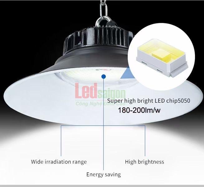 Đèn nhà xưởng năng lượng mặt trời 250w