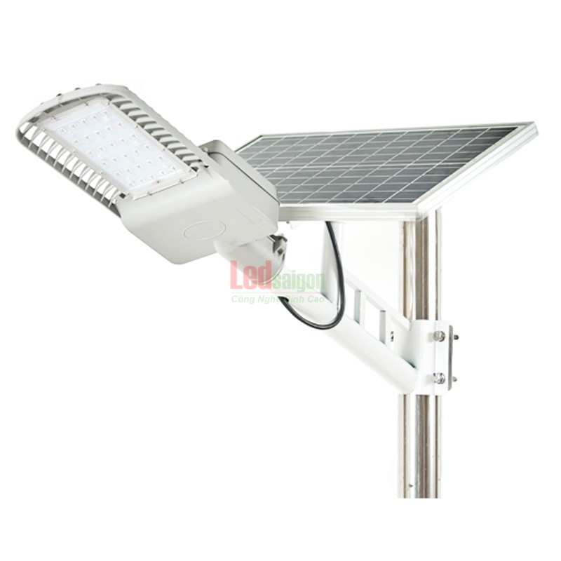 ĐÈN ĐƯỜNG NLMT 50W CAO CẤP