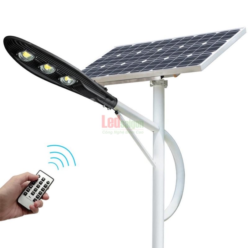 ĐÈN ĐƯỜNG CHIẾC LÁ NLMT 150W