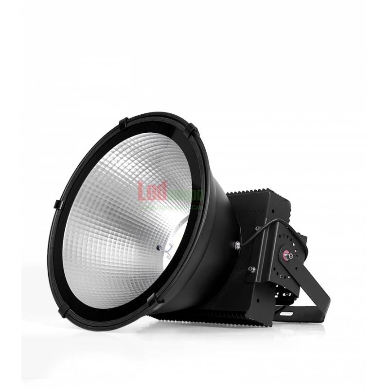 ĐÈN PHA LED CẨU THÁP 200W