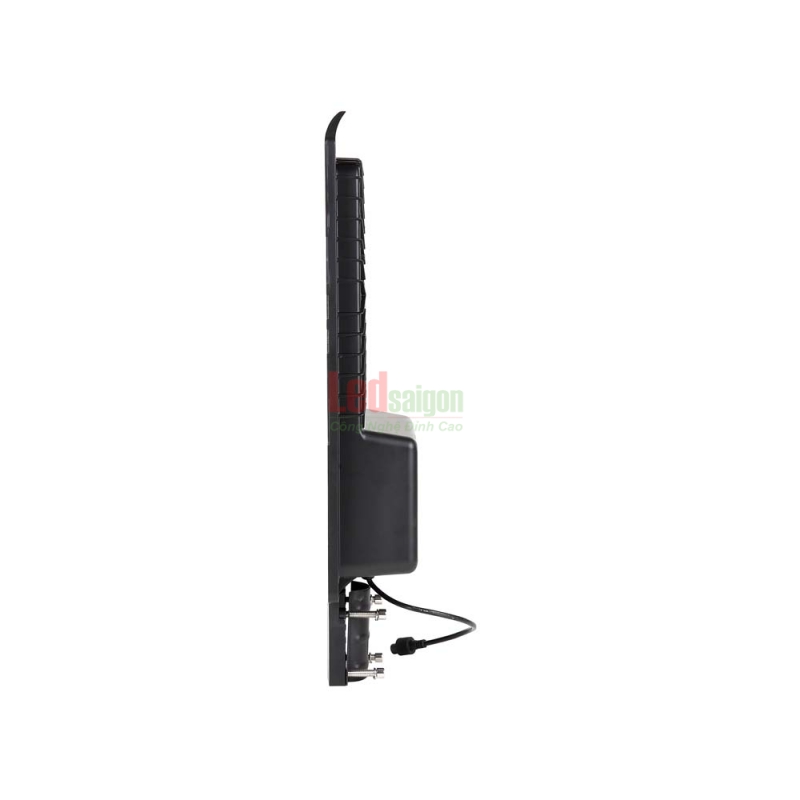 ĐÈN ĐƯỜNG NLMT 100WD