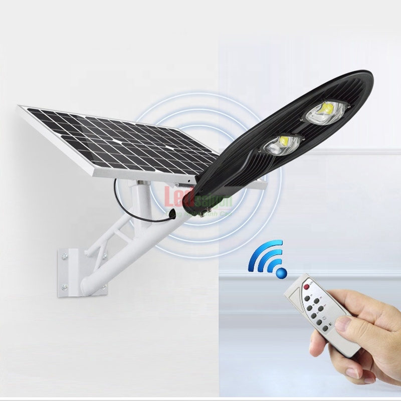 ĐÈN ĐƯỜNG CHIẾC LÁ NLMT 100W