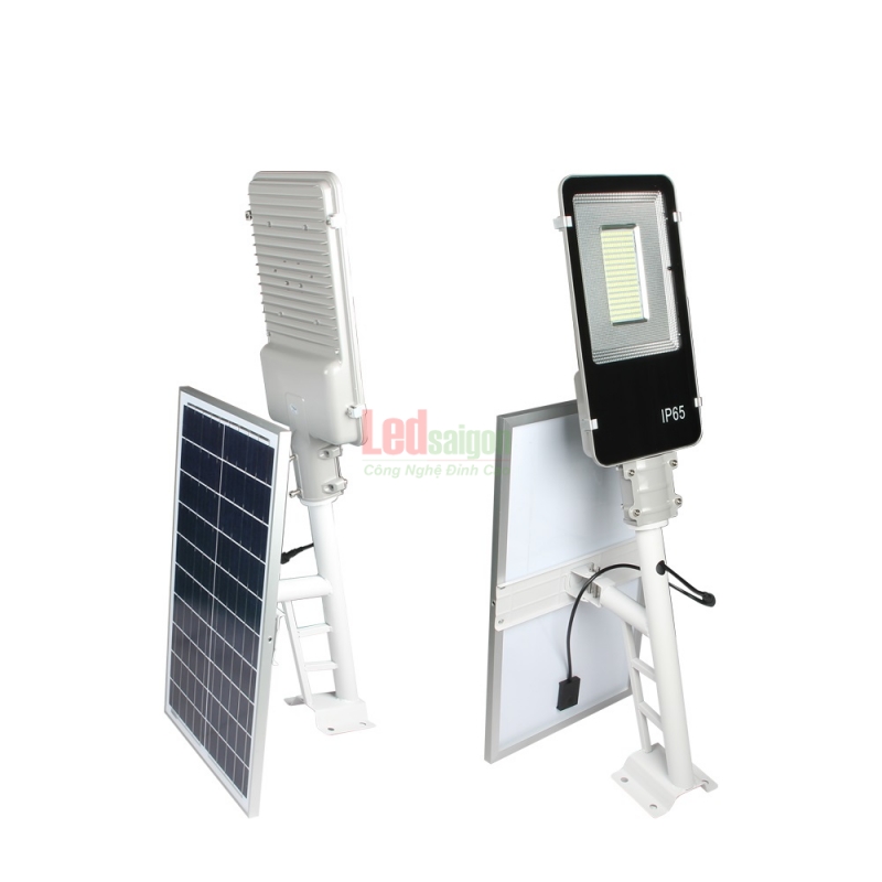 ĐÈN ĐƯỜNG NLMT BÀN CHẢI 100W