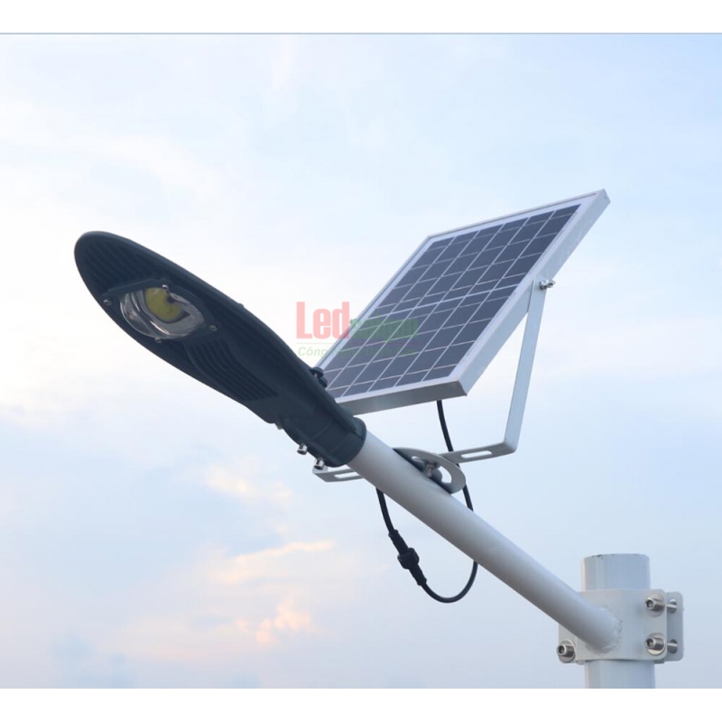 ĐÈN ĐƯỜNG NLMT 30W