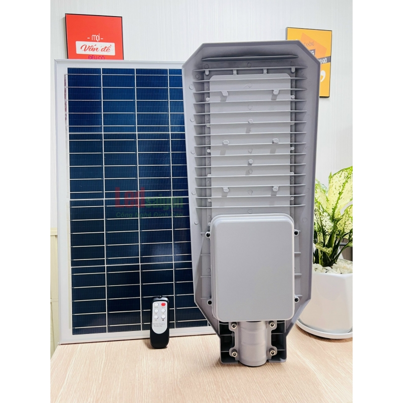 ĐÈN ĐƯỜNG NLMT KB 300W 