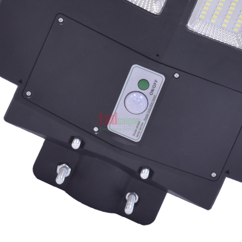 ĐÈN ĐƯỜNG NLMT LIỀN THỂ 500W