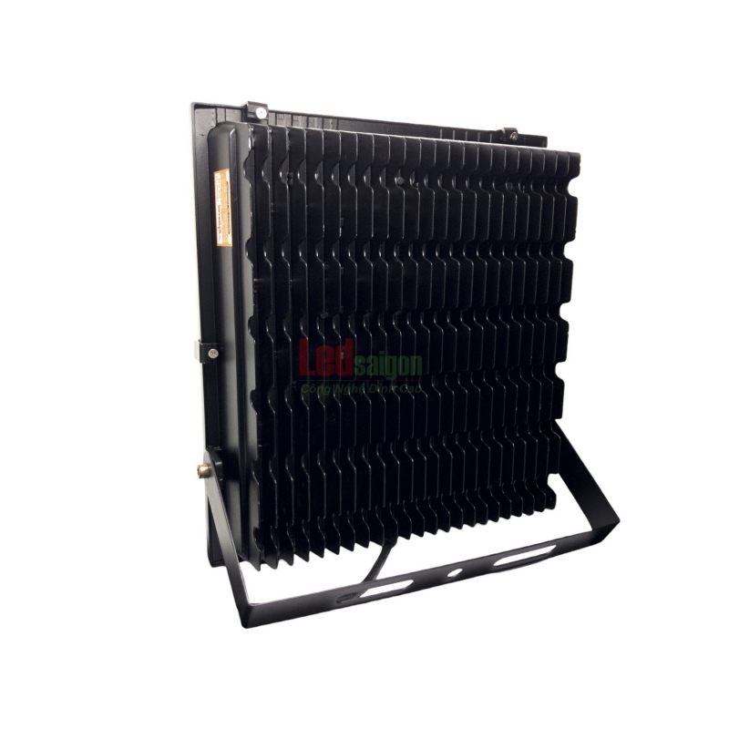 ĐÈN PHA LED NEWSTAR 150W
