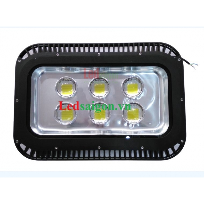 Đèn Pha Led Thấu Kính 300W
