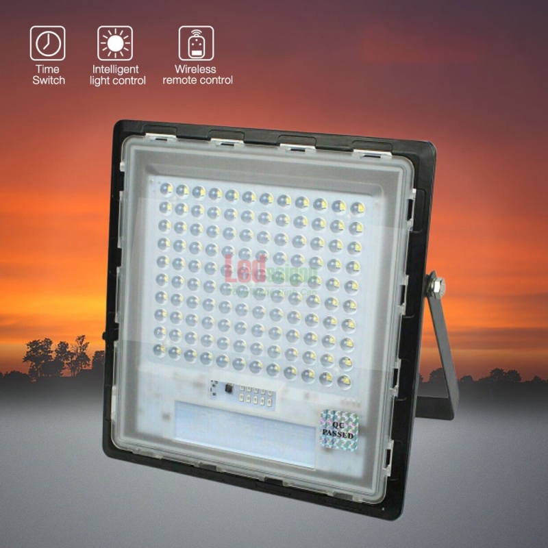 ĐÈN PHA NLMT 200W JD-7200
