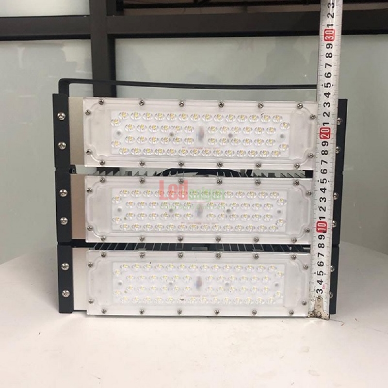 Đèn Pha Philips 100W 3 Module