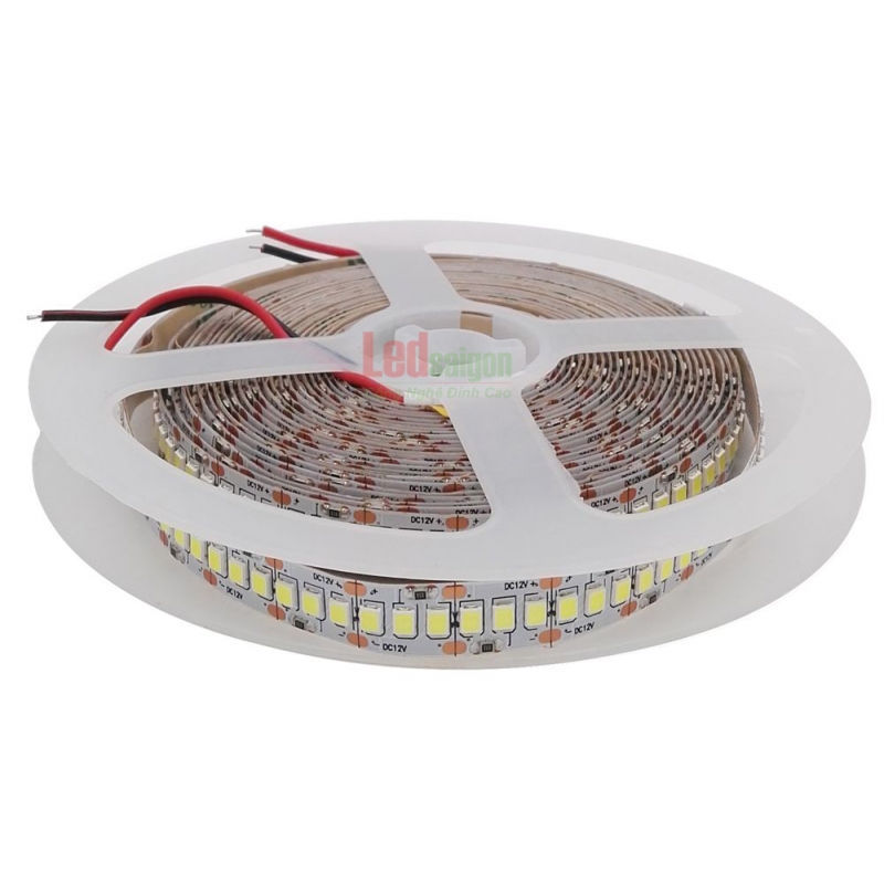 LED DÁN 5M 2835 240 LEDS