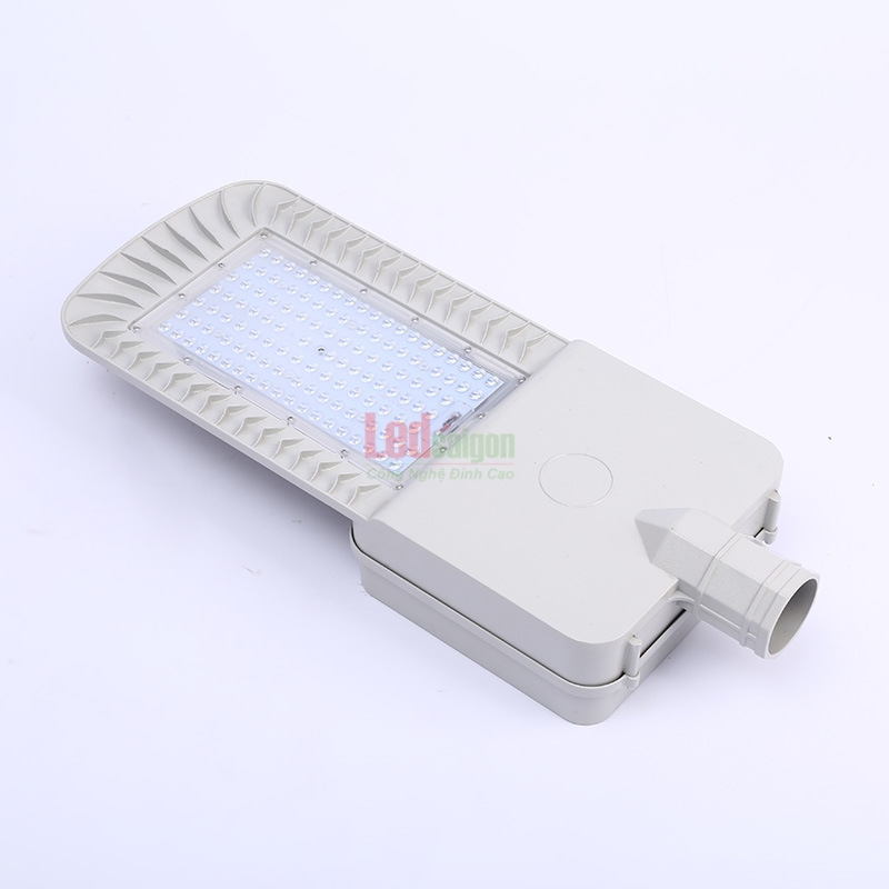 ĐÈN ĐƯỜNG NLMT 300W CAO CẤP