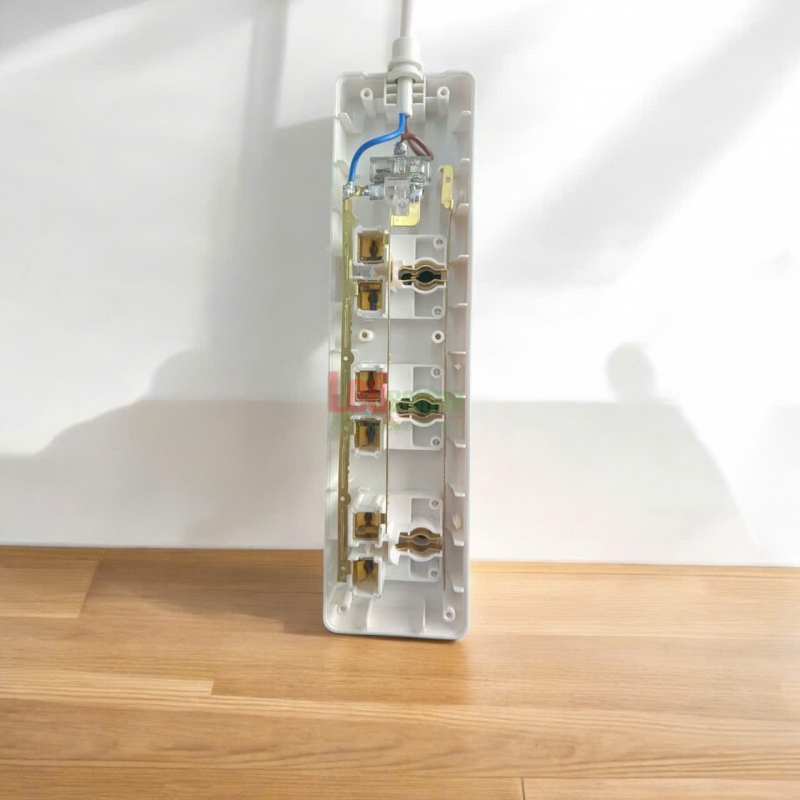 Ổ CẮM ĐIỆN HICO HOME