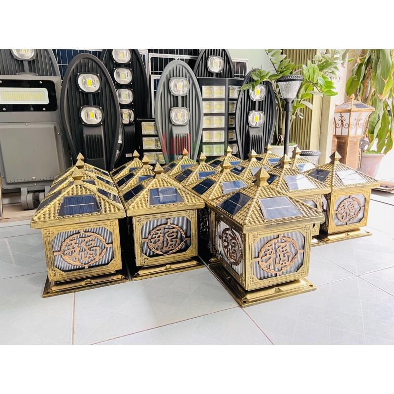 ĐÈN TRỤ CỔNG NLMT V250