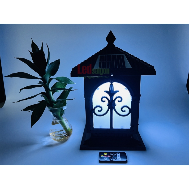 ĐÈN TRỤ CỔNG NLMT B250